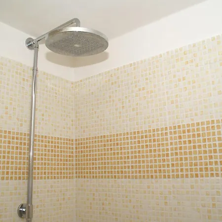 Apartment In Montbrun Les Bains Near Forest Reilhanette